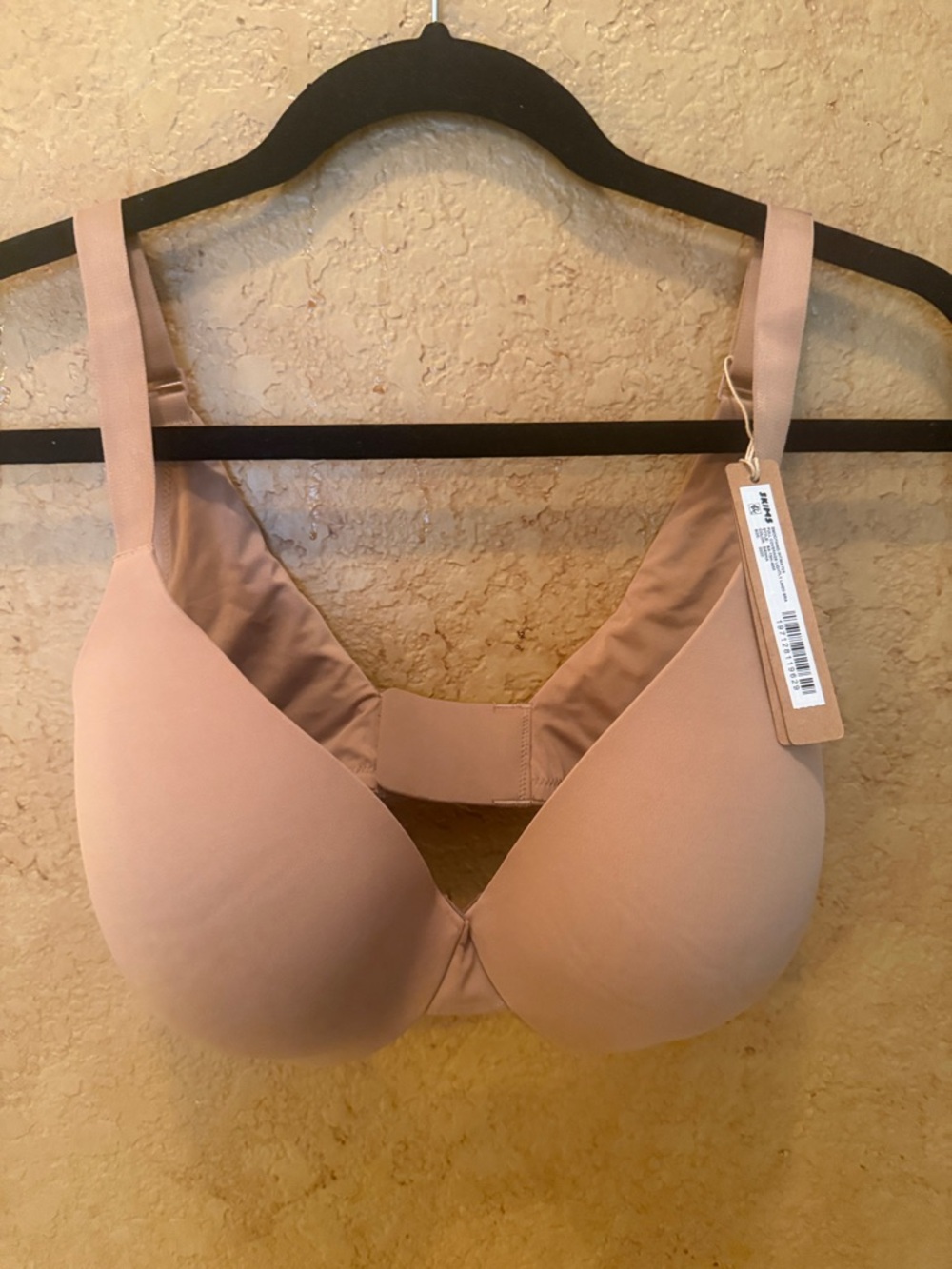 SKIMS Smooth Nude Light Brown T-Shirt Bra